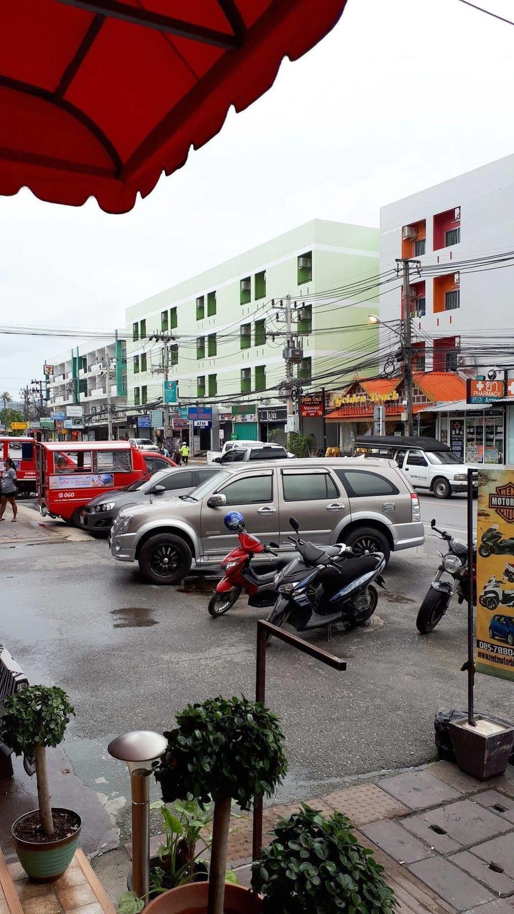 Soleluna Hotel Patong Bagian luar foto