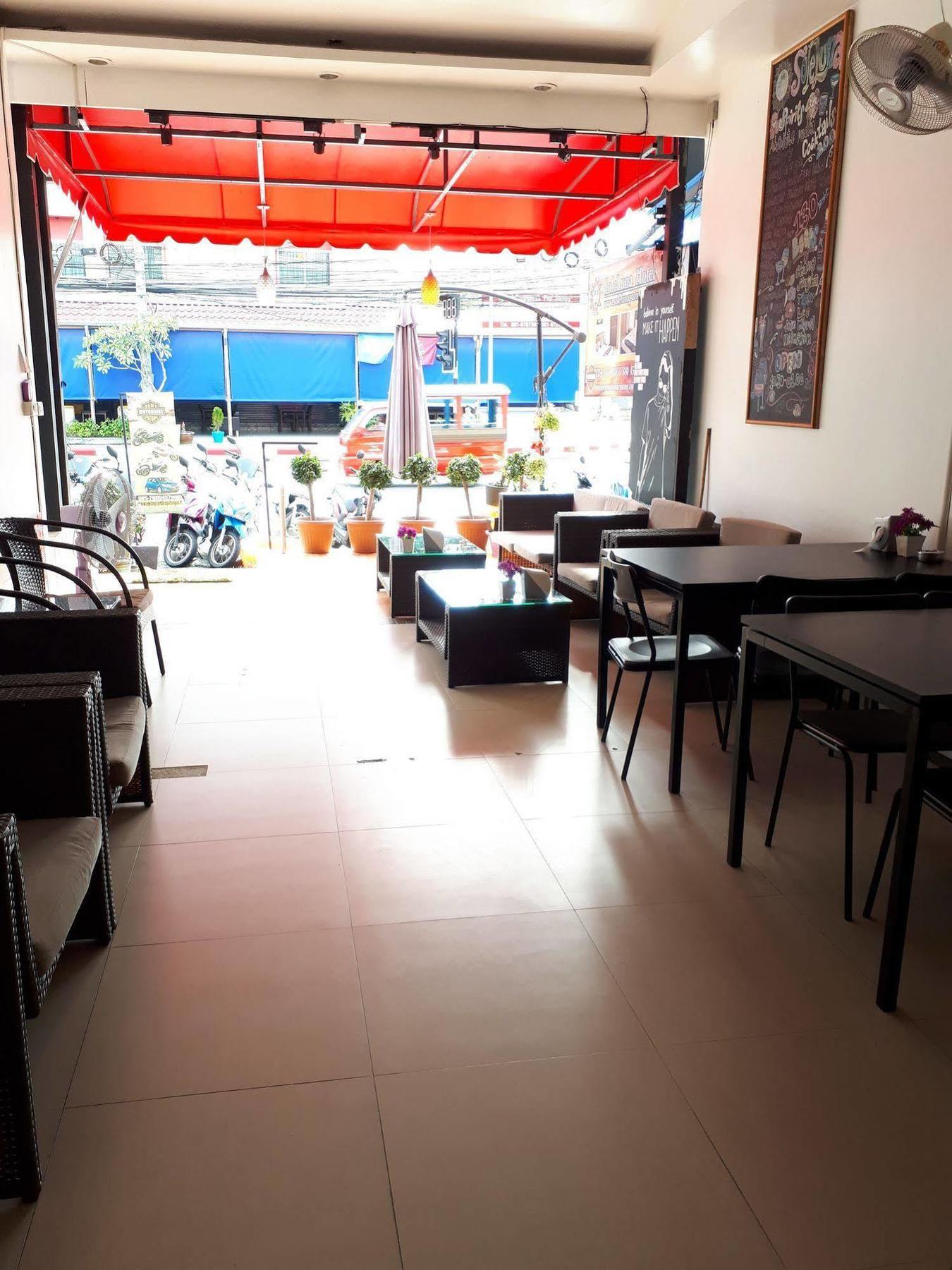 Soleluna Hotel Patong Bagian luar foto